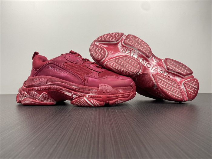 BLCG Triple S Faded Red  524039 W3CN3 6000