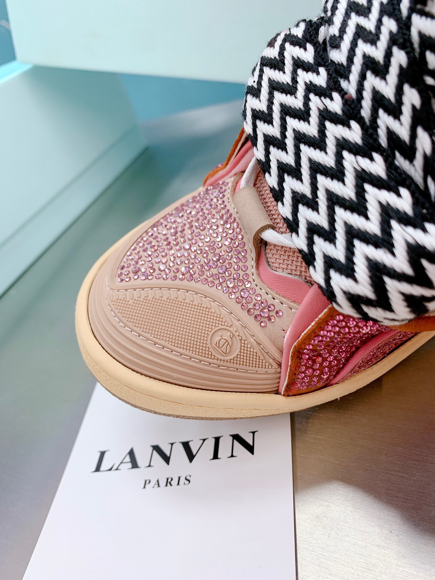 Lanvon Curb Sneaker 24
