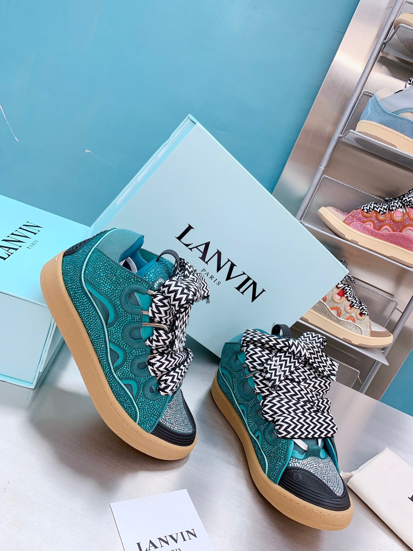 Lanvon Curb Sneaker 25