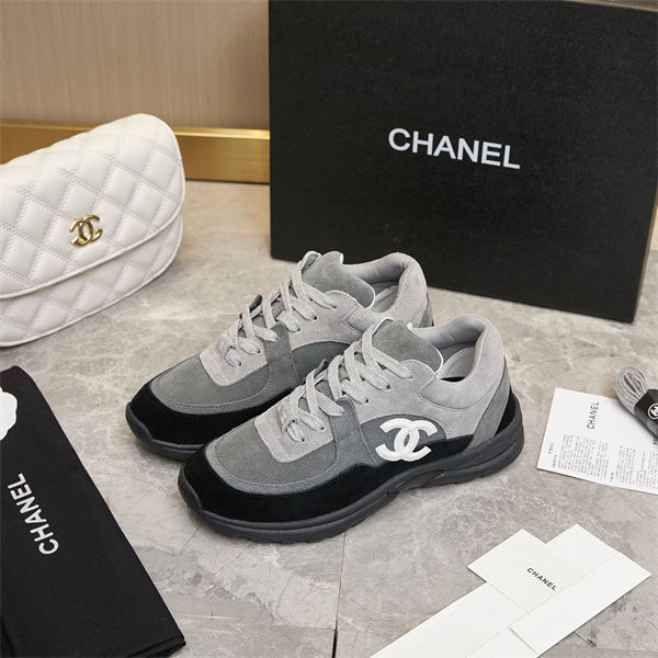Chanal Sneakers