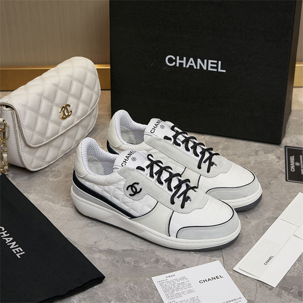 Chanal Sneakers