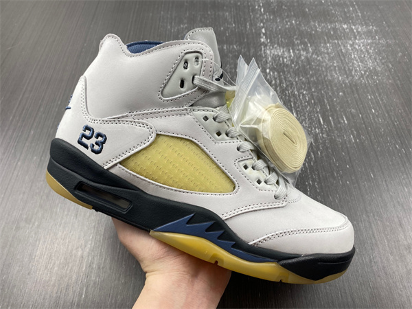 Jordan 5 Retro A Ma Maniére Diffused Blue  FZ5758-004