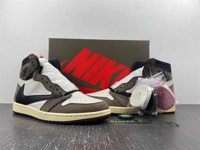 Jordan 1 Retro High OG SPTravis Scott Mocha