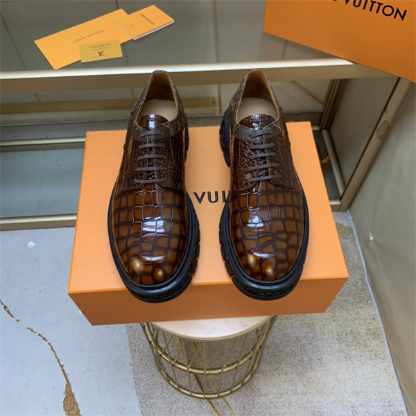 Lv Loafer 002