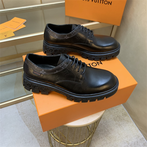 Lv Loafer 005