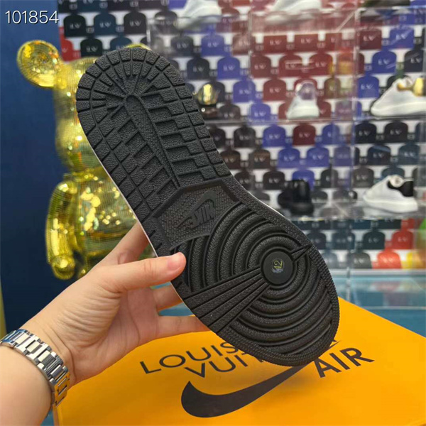 LV x OFF-WHITE x Nike Air Jordan 1