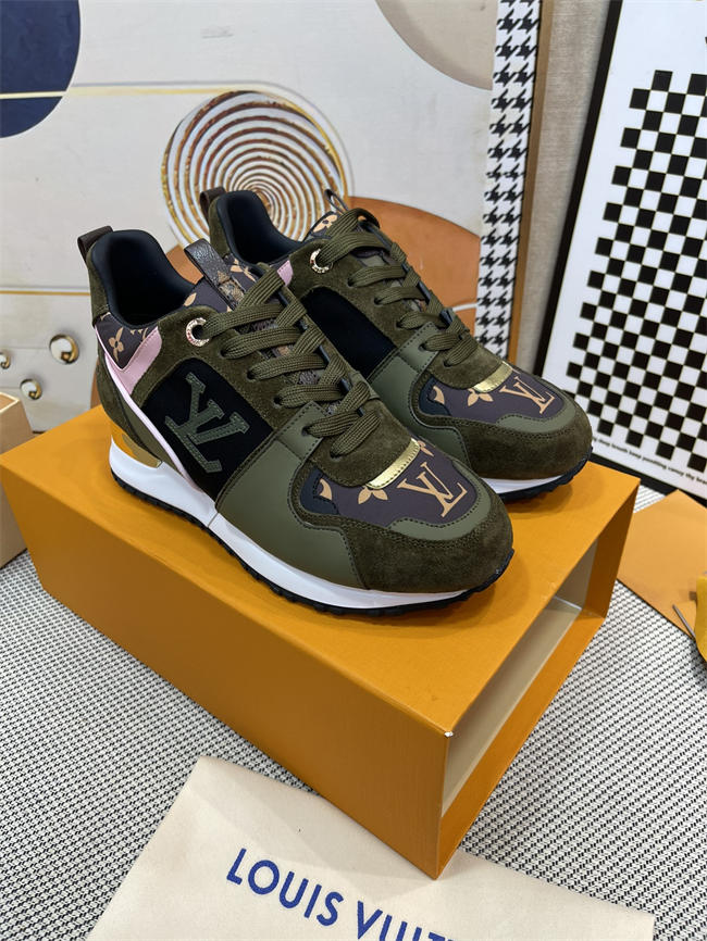 Lv  Runner Sneaker 53
