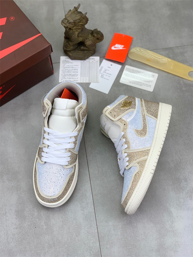 Nike Air Jordan 1 High crystal T003