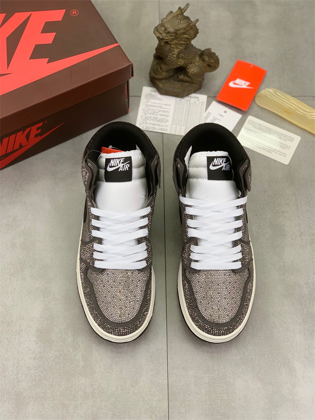 Nike Air Jordan 1 High crystal T009