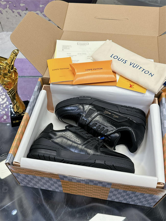 LV Trainer Sneaker