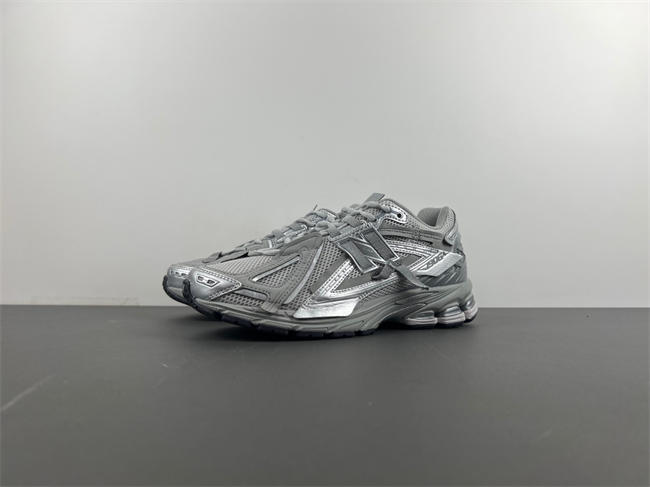 New Balance Concrete Silver Metallic  M1906AG